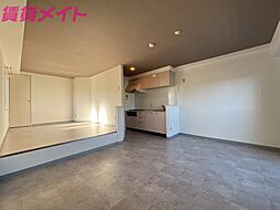 大安ヒルズ 2階ワンルームのリビング/ダイニング