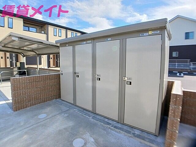 その他