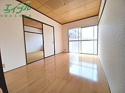 タウニーグリーンフィールド 2階2DKのリビング/ダイニング