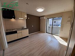 トロン 1階1LDKのリビング/ダイニング