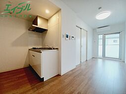 Ｒｉｆｏｒｅｔ 2階1LDKのリビング/ダイニング