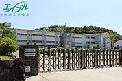 桑名市立久米小学校 1821m