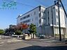 周辺：四日市市立富田中学校 1367m