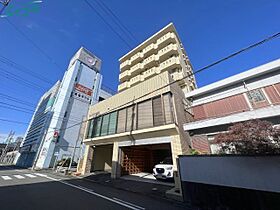 シャンピアスズキ  ｜ 三重県四日市市浜田町（賃貸マンション1K・7階・29.70㎡） その1