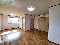 ラフトリー日永 2階2LDKのリビング/ダイニング