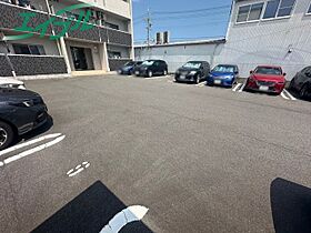 ライフコート西伊倉 101 ｜ 三重県四日市市西伊倉町（賃貸マンション1K・1階・30.03㎡） その16