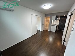 LECOCON四日市I 2階1LDKのリビング/ダイニング