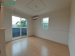 フォルビート　II 1階1LDKのリビング/ダイニング