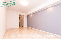 ヒカルサ四日市中部ウエスト 1階1Kのリビング/ダイニング