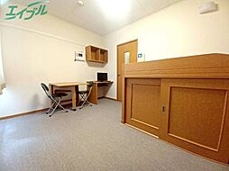 グラン・ノワール 2階1Kのリビング/ダイニング