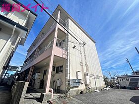 三重県三重郡菰野町大字福村（賃貸マンション2K・3階・44.20㎡） その1