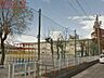 周辺：四日市市立下野小学校 761m