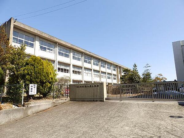 画像7:四日市市立笹川小学校