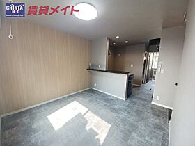 ＢＡＳＥ　ＳＩＩＫ　西棟 Ｅ ｜ 三重県四日市市七つ屋町（賃貸テラスハウス1LDK・1階・47.49㎡） その3