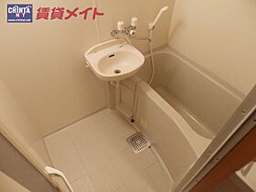 ミレニアム楠 106 ｜ 三重県四日市市楠町南五味塚（賃貸マンション1R・1階・27.67㎡） その5