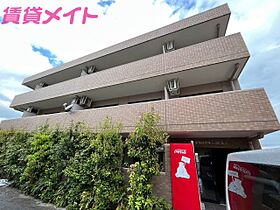 三重県四日市市西松本町（賃貸マンション1LDK・2階・48.82㎡） その1