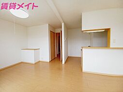 グローヴ・III 2階1LDKのリビング/ダイニング