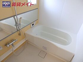 三重県鈴鹿市野町中２丁目（賃貸アパート2LDK・2階・58.10㎡） その5