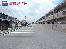 三重県鈴鹿市長太栄町２丁目（賃貸マンション2LDK・1階・56.22㎡） その7