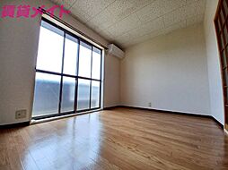 JR関西本線 井田川駅 徒歩32分の賃貸アパート 2階3DKのリビング/ダイニング