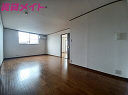 伊勢鉄道 鈴鹿駅 徒歩4分の賃貸マンション 2階3LDKのリビング/ダイニング