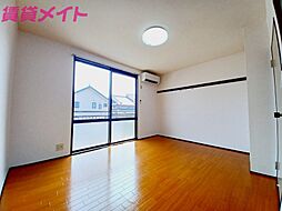 近鉄名古屋線 長太ノ浦駅 徒歩12分の賃貸アパート 2階3DKのリビング/ダイニング