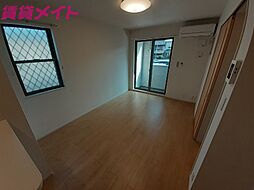 近鉄名古屋線 長太ノ浦駅 徒歩4分の賃貸アパート 1階1LDKのリビング/ダイニング