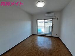 近鉄鈴鹿線 平田町駅 徒歩32分の賃貸マンション 3階1Kのリビング/ダイニング