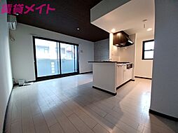 近鉄鈴鹿線 鈴鹿市駅 徒歩2分の賃貸マンション 1階1LDKのリビング/ダイニング