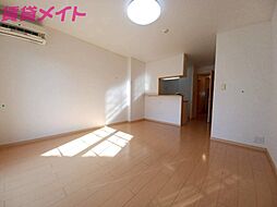 近鉄鈴鹿線 平田町駅 徒歩19分の賃貸アパート 1階ワンルームのリビング/ダイニング