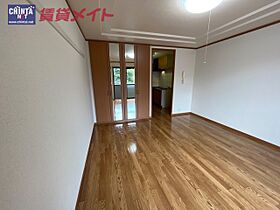 Ｅｌｅｇａｎｔ　ｈｏｕｓｅ 桜 103 ｜ 三重県亀山市布気町（賃貸アパート1K・1階・30.96㎡） その3