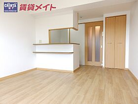 ＷＪガーデン亀山 201 ｜ 三重県亀山市川崎町（賃貸マンション1R・2階・29.56㎡） その3