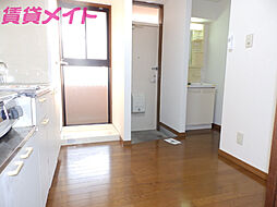 マンション大関 3階1DKのリビング/ダイニング