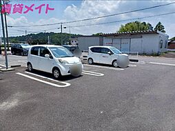 6 / 6