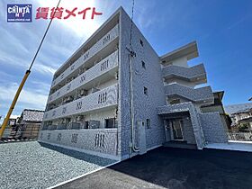 ＶＩＧＯＲＥ　ｋｕｒｉｍａ 205 ｜ 三重県津市栗真中山町（賃貸マンション1K・2階・30.60㎡） その1