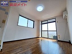 アメニティーＰＡＲＴ1 3階ワンルームのリビング/ダイニング