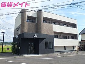 三重県津市栗真中山町（賃貸マンション1R・3階・18.00㎡） その1