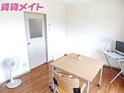 ピュアハイム 3階1Kのリビング/ダイニング