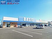 ベーシック一身田店 1497m