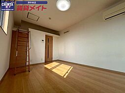 アーリーバードIII 3階1Kのリビング/ダイニング