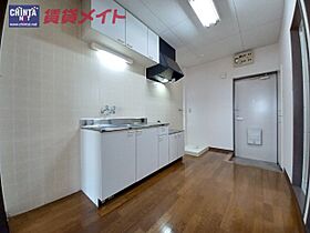 フォレスト末広 Ｂ-2 ｜ 三重県鈴鹿市野町東２丁目（賃貸マンション1K・3階・26.44㎡） その4