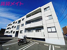 三重県鈴鹿市白子町（賃貸マンション1R・1階・33.25㎡） その1