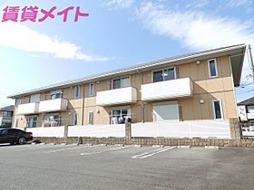 ウエストフィールドＢ棟  ｜ 三重県鈴鹿市野町西2丁目（賃貸アパート1LDK・地下2階・53.14㎡） その1