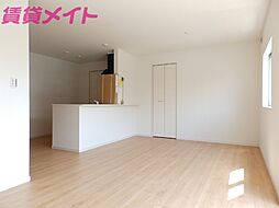 リーブルファイン北江島A棟 1階2LDKのリビング/ダイニング