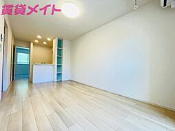 グランメゾンIII 2階2LDKのリビング/ダイニング