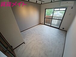 ユーミースズカ 3階1Kのリビング/ダイニング