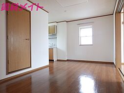 ハピネス・コバ 2階3LDKのリビング/ダイニング