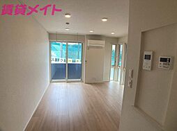 スタブリテラス鈴鹿 3階1LDKのリビング/ダイニング