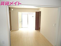 プチ　ポム　ダムール 1階1LDKのリビング/ダイニング