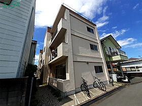 パールハイツ  ｜ 三重県伊勢市勢田町（賃貸マンション1LDK・3階・33.21㎡） その1